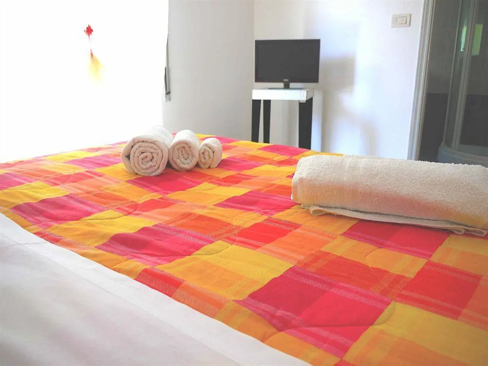 Hotel Hollywood Riccione 2*,